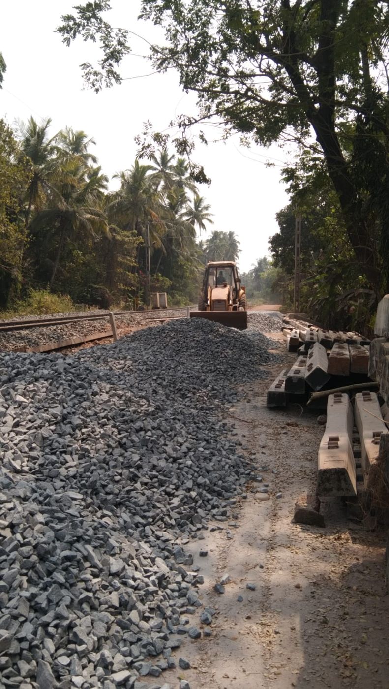 New ballast and track works at Velsao